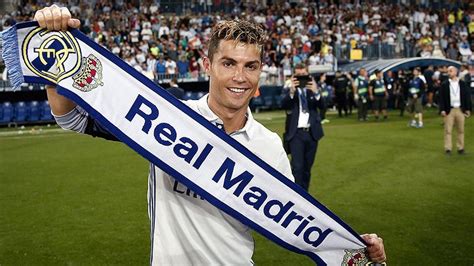 R­e­a­l­ ­M­a­d­r­i­d­ ­y­e­n­i­ ­b­i­r­ ­t­a­r­i­h­ ­y­a­z­m­a­ ­p­e­ş­i­n­d­e­
